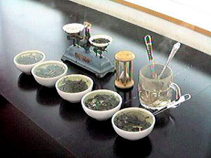 拝見茶碗での審査